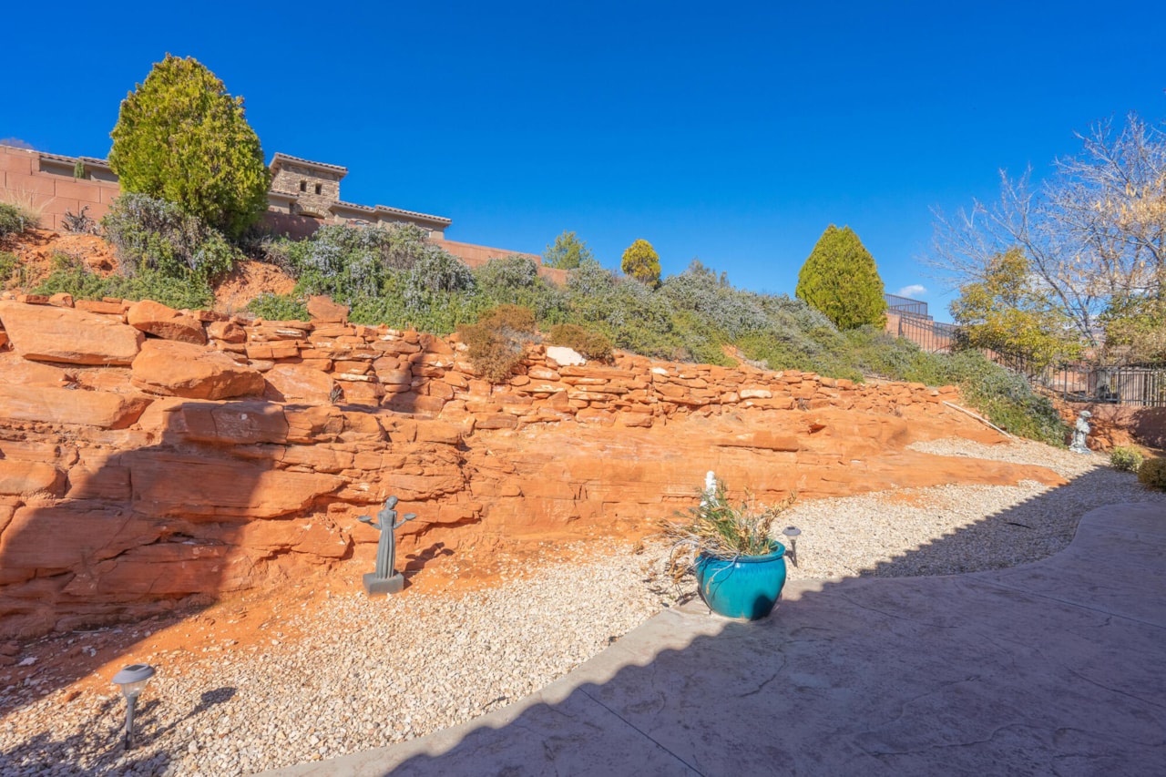 1171 N Daybreak DR Washington, UT 84780 home for sale, MLS#25-258448 - Erika Rogers Photo 45