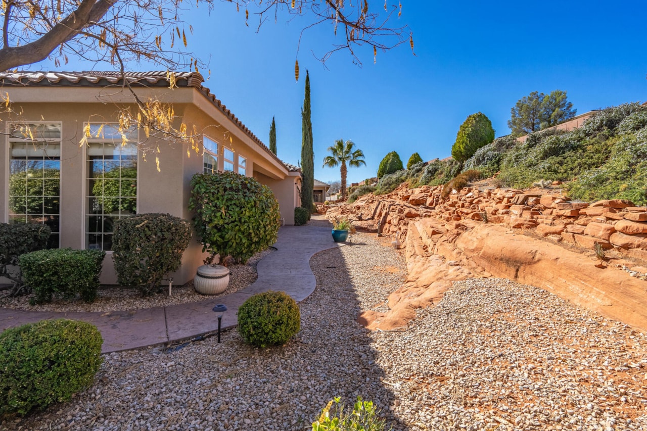 1171 N Daybreak DR Washington, UT 84780 home for sale, MLS#25-258448 - Erika Rogers Photo 51