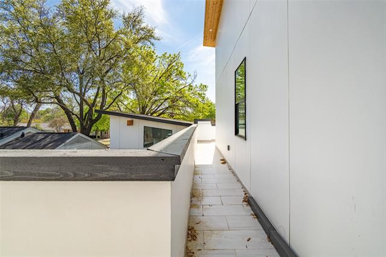 Greysq.com | Premier Real Estate Brokerage for Exceptional Properties Photo 38