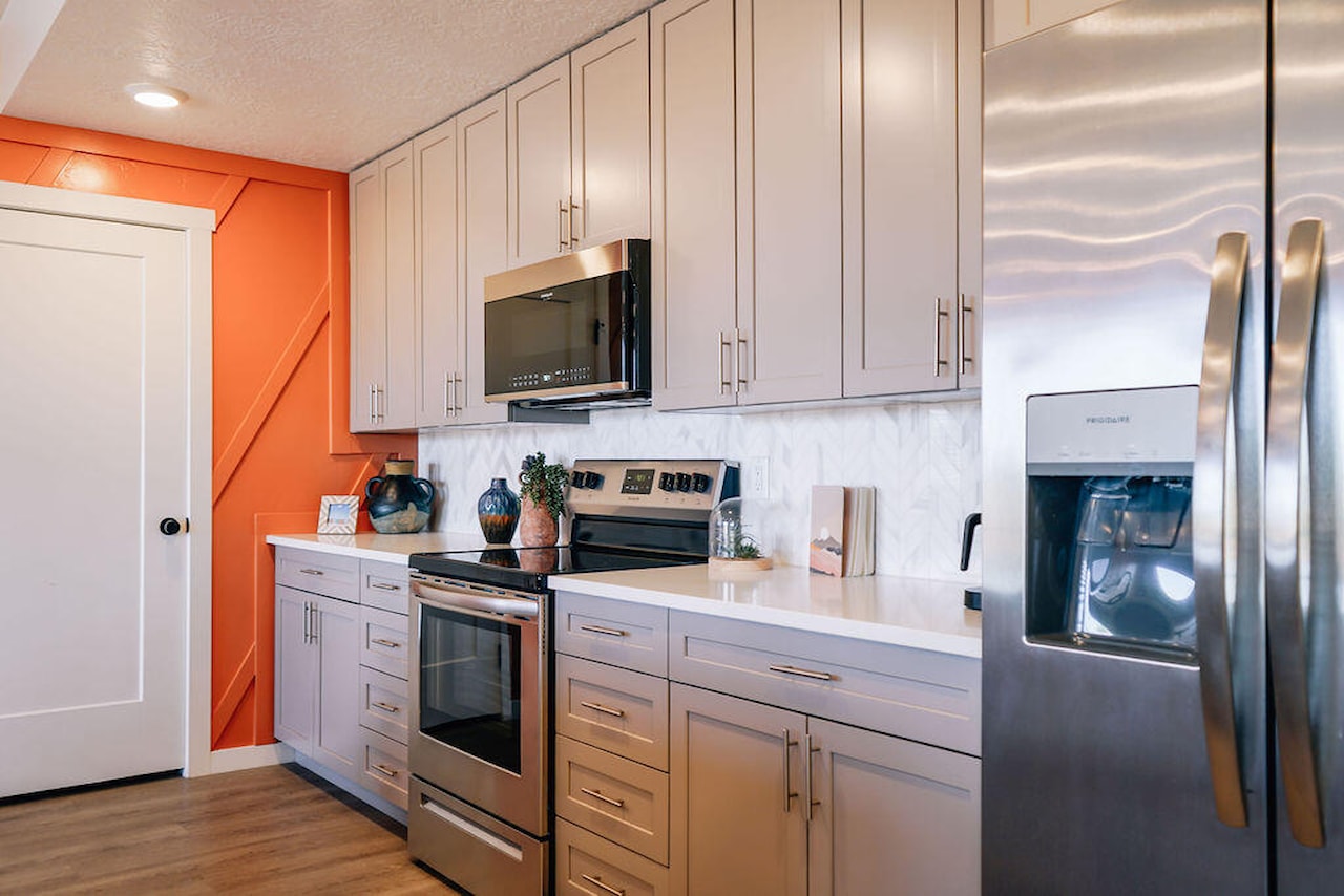 961 W Akoya Pearl RD #201 St George, UT 84790 condo for sale, MLS#25-263697 - Erika Rogers Photo 8