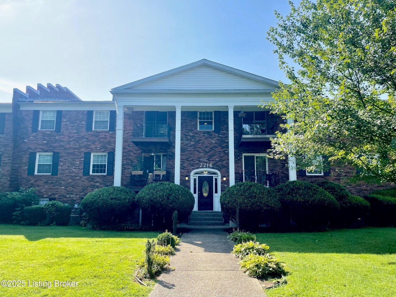 2214 Sherwood Ave #12 Louisville, KY 40205 | #1694412 | | $1,295 / month