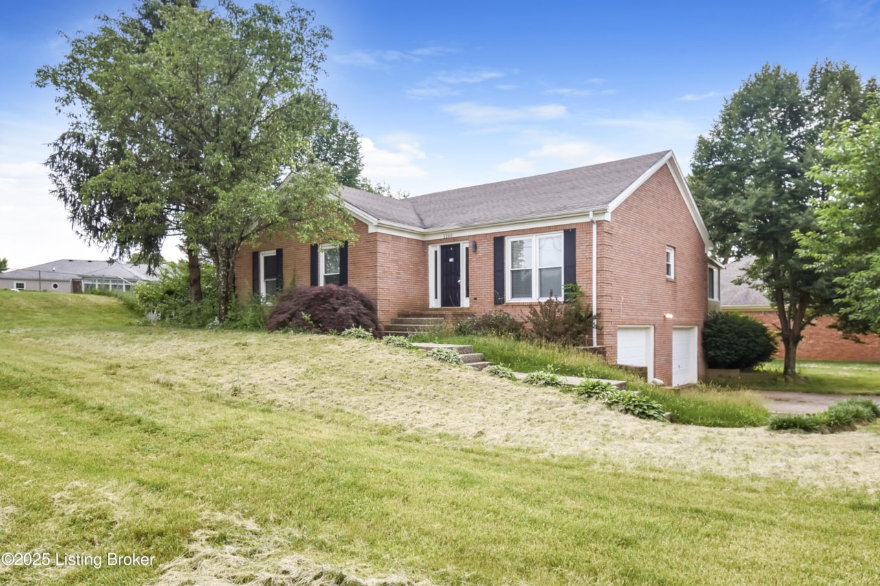 1200 Goshen Ln Goshen, KY 40026 | #1694420 | | $2,270 / month