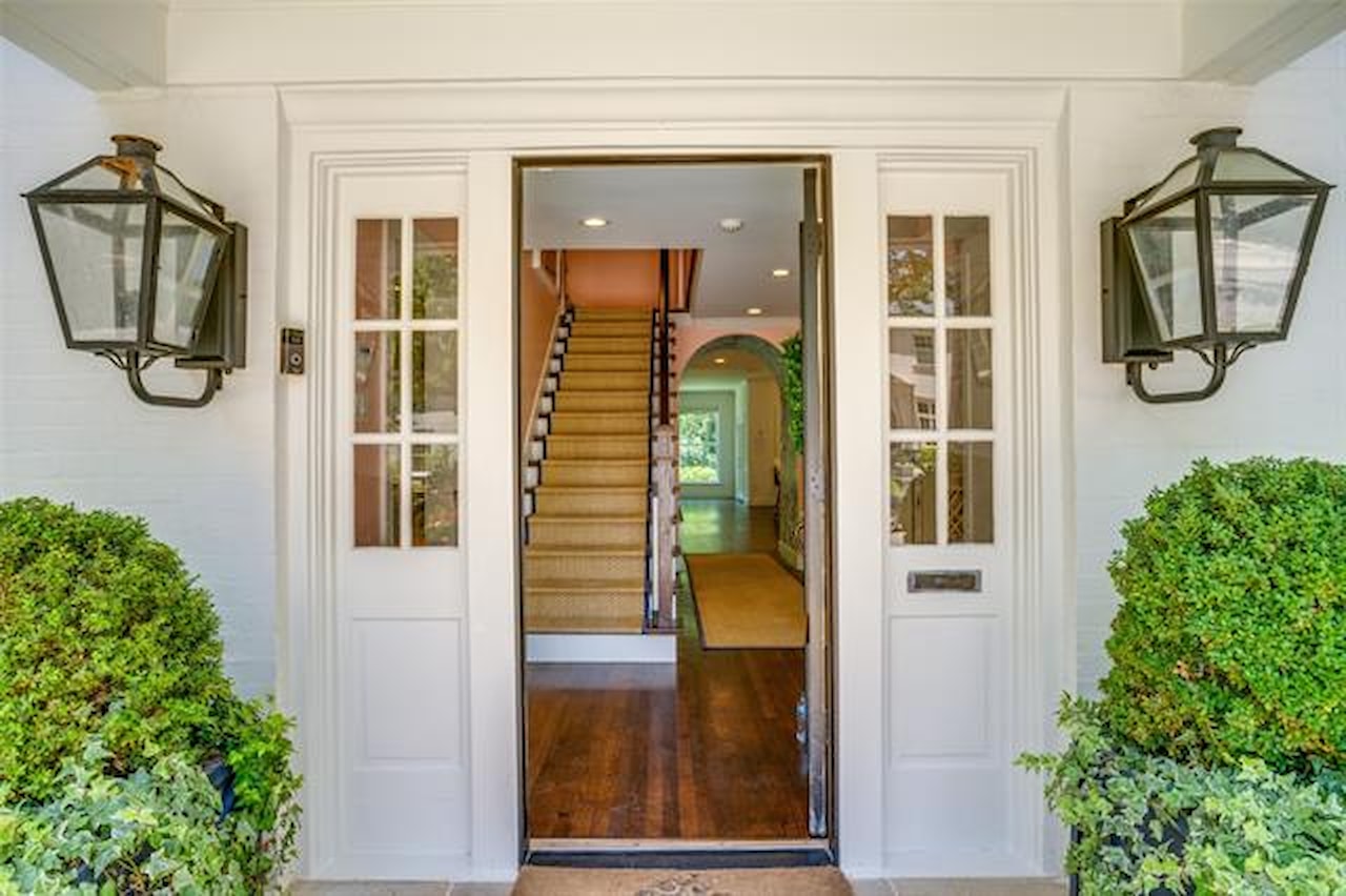 Greysq.com | Premier Real Estate Brokerage for Exceptional Properties Photo 4