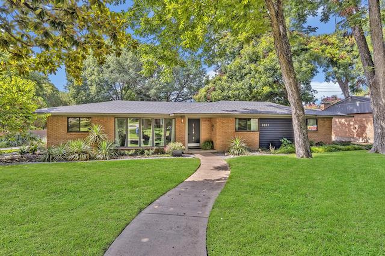 Greysq.com | Premier Real Estate Brokerage for Exceptional Properties