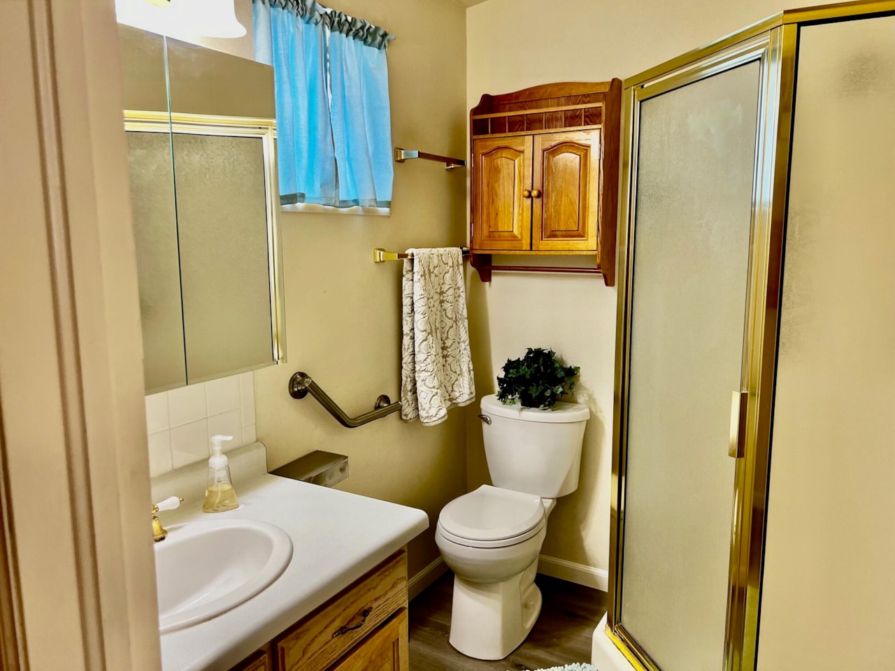 1150 W Red Hills Parkway #72 Washington, UT 84780 home for sale, MLS#25-263750 - Erika Rogers Photo 13