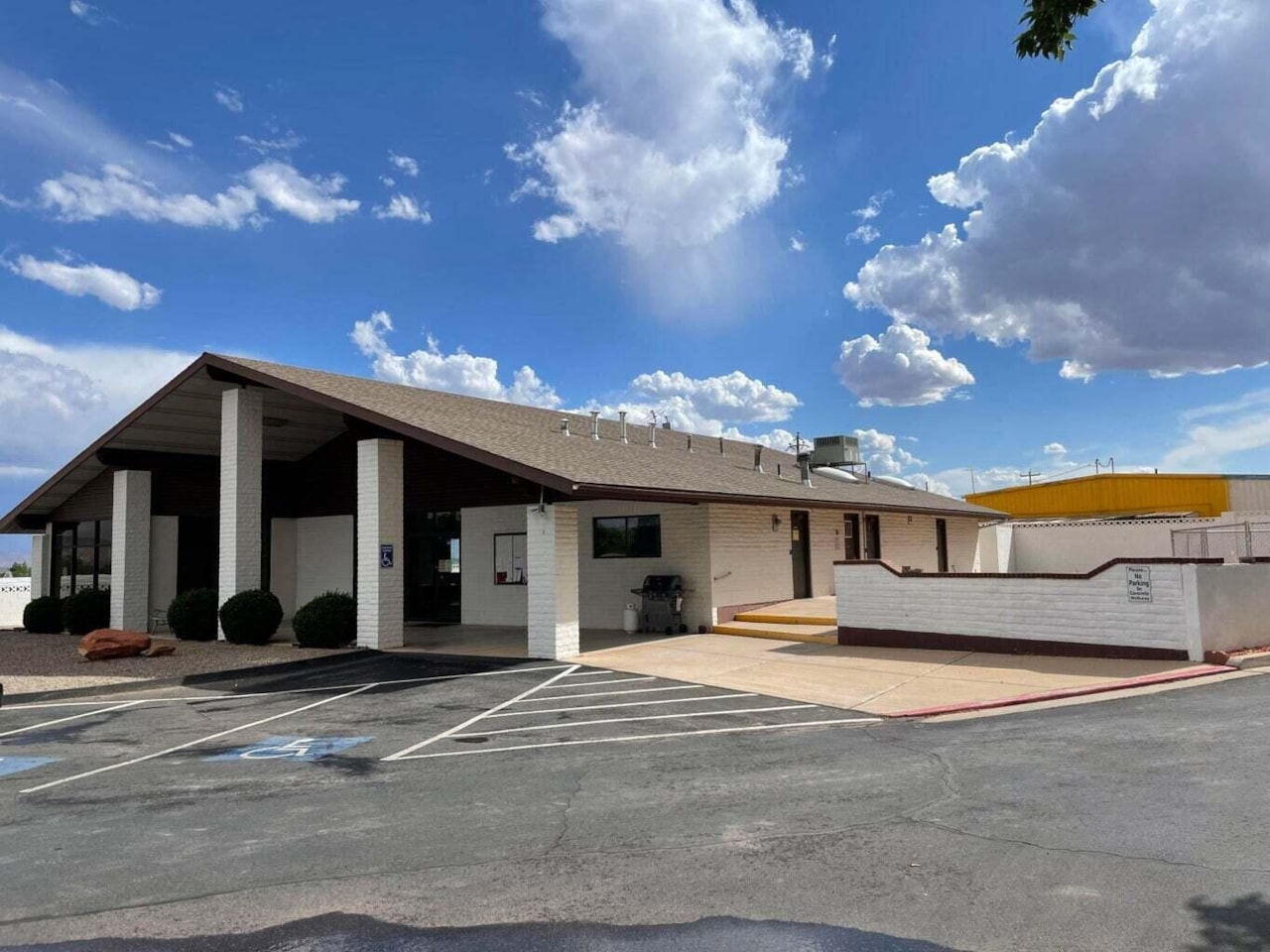 1150 W Red Hills Parkway #72 Washington, UT 84780 home for sale, MLS#25-263750 - Erika Rogers Photo 15