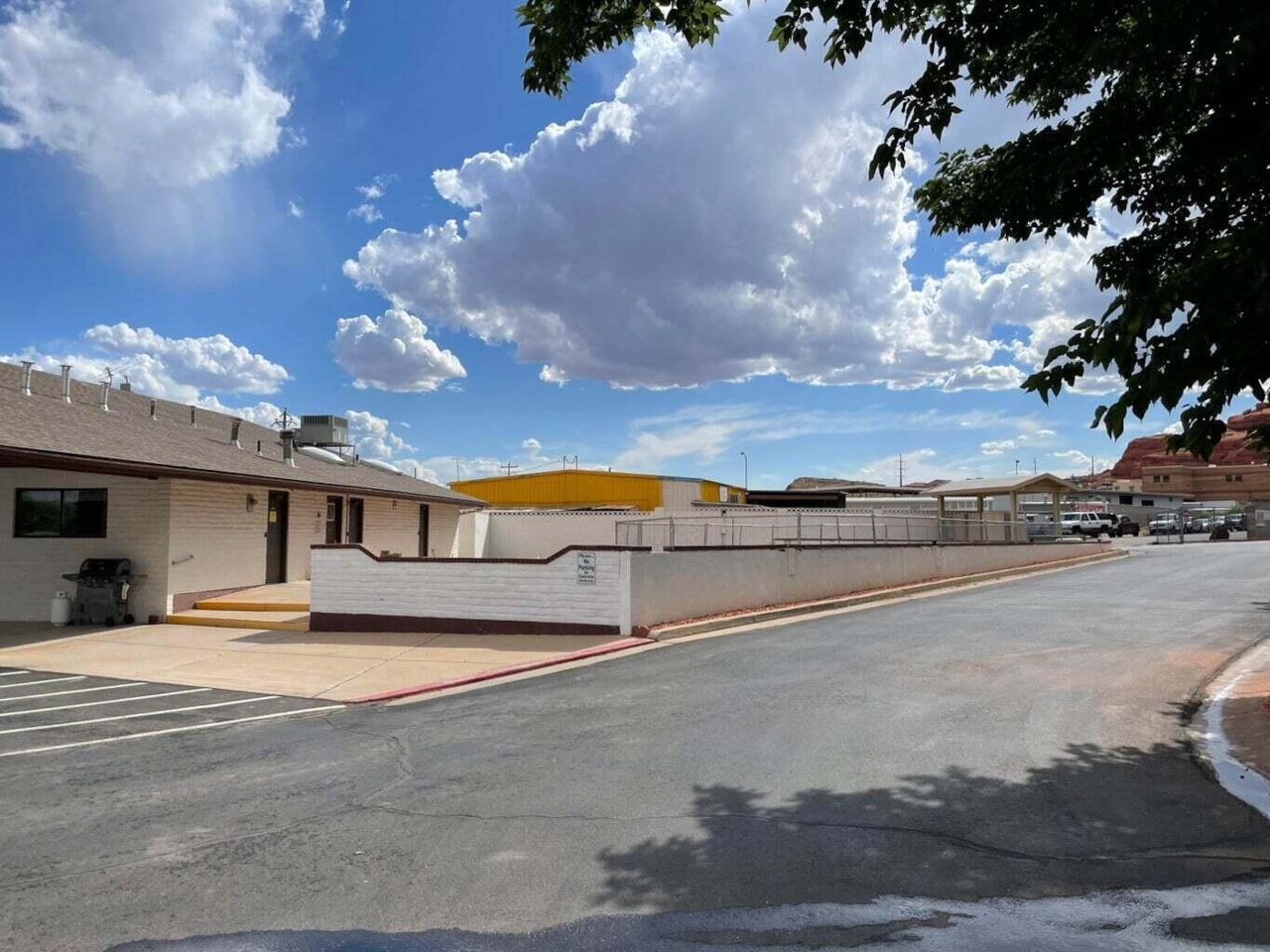 1150 W Red Hills Parkway #72 Washington, UT 84780 home for sale, MLS#25-263750 - Erika Rogers Photo 16