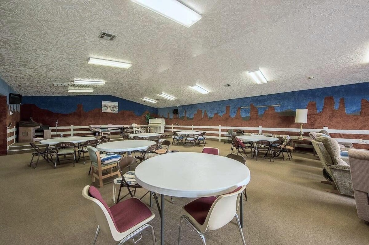 1150 W Red Hills Parkway #72 Washington, UT 84780 home for sale, MLS#25-263750 - Erika Rogers Photo 19