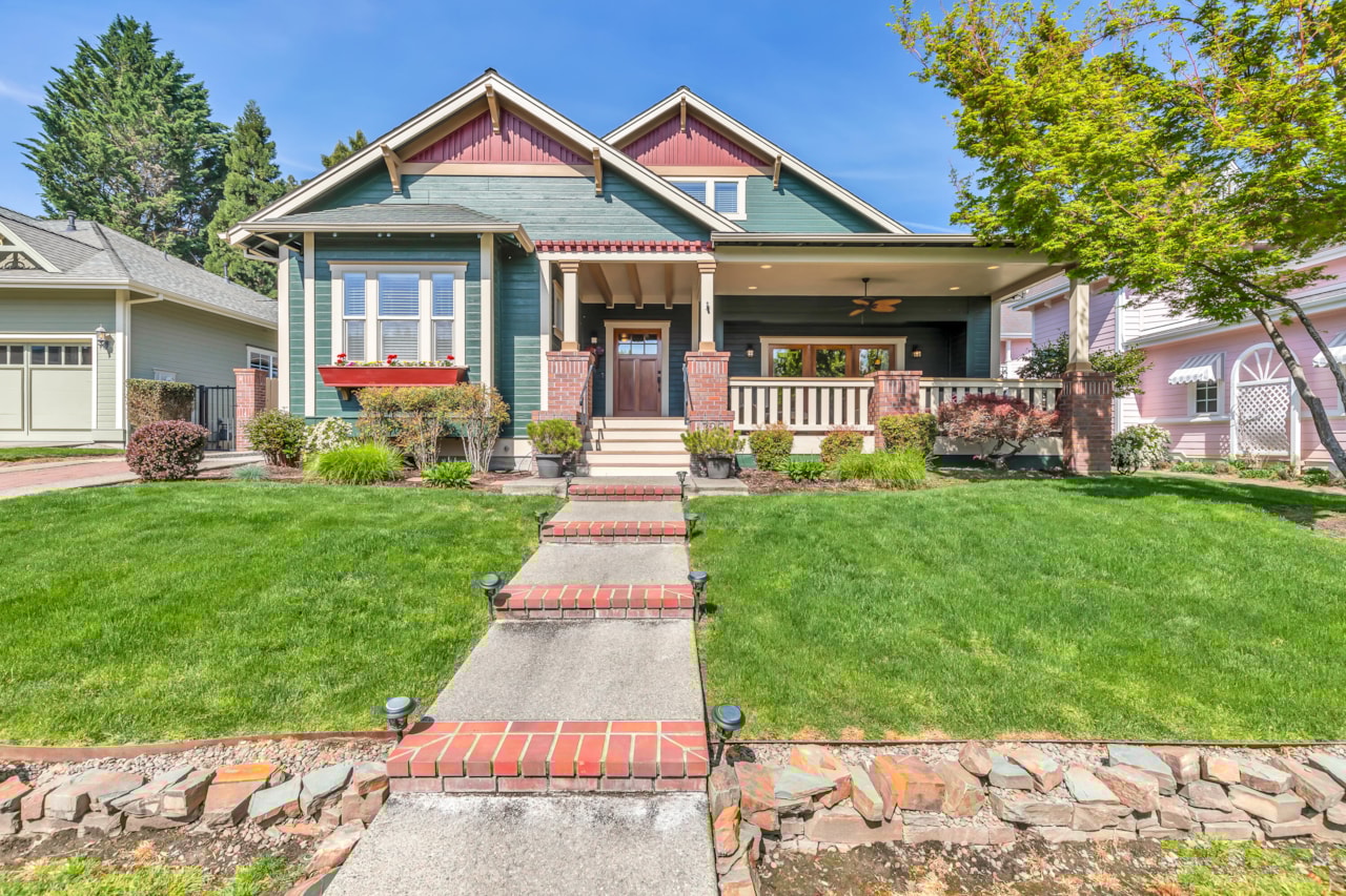 325 Jackson Creek Dr Nunan Square Subdivision Jacksonville Jackson OR 97530