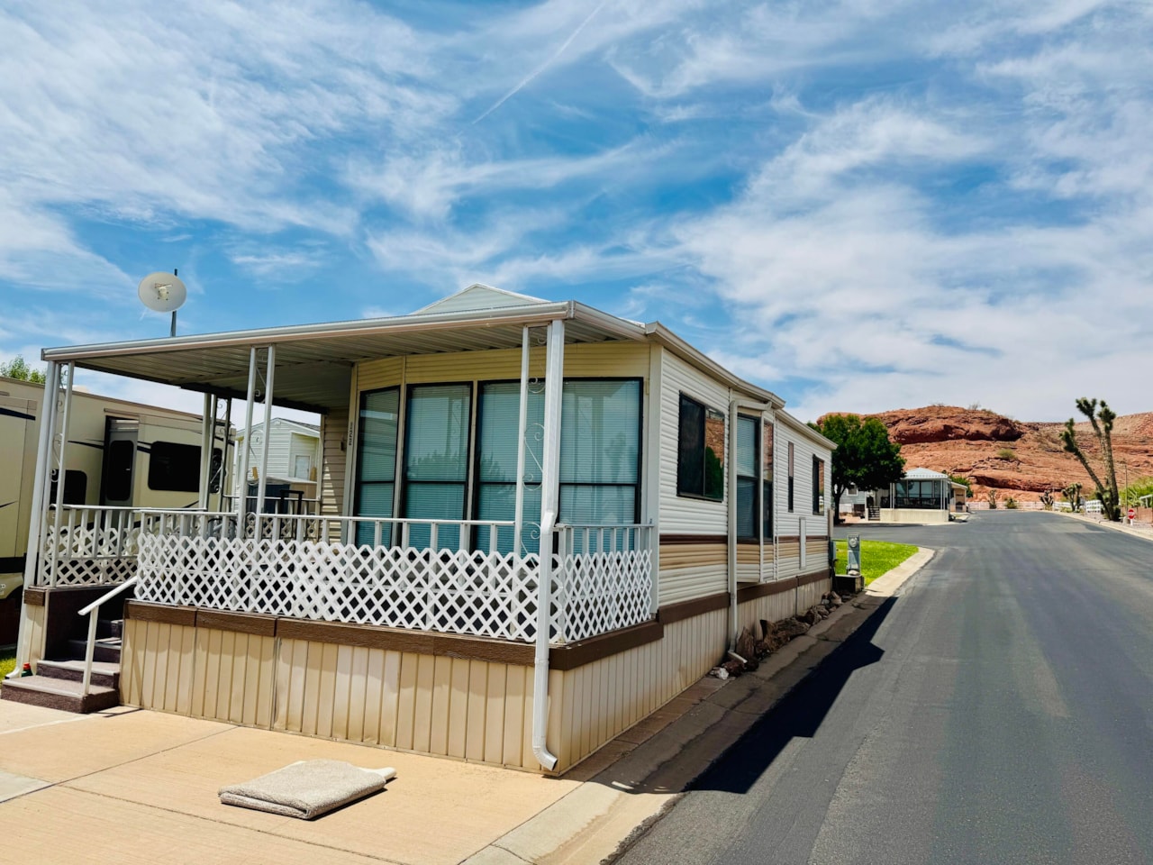 1150 W Red Hills Parkway #122 Washington, UT 84780 home for sale, MLS#25-263798 - Erika Rogers