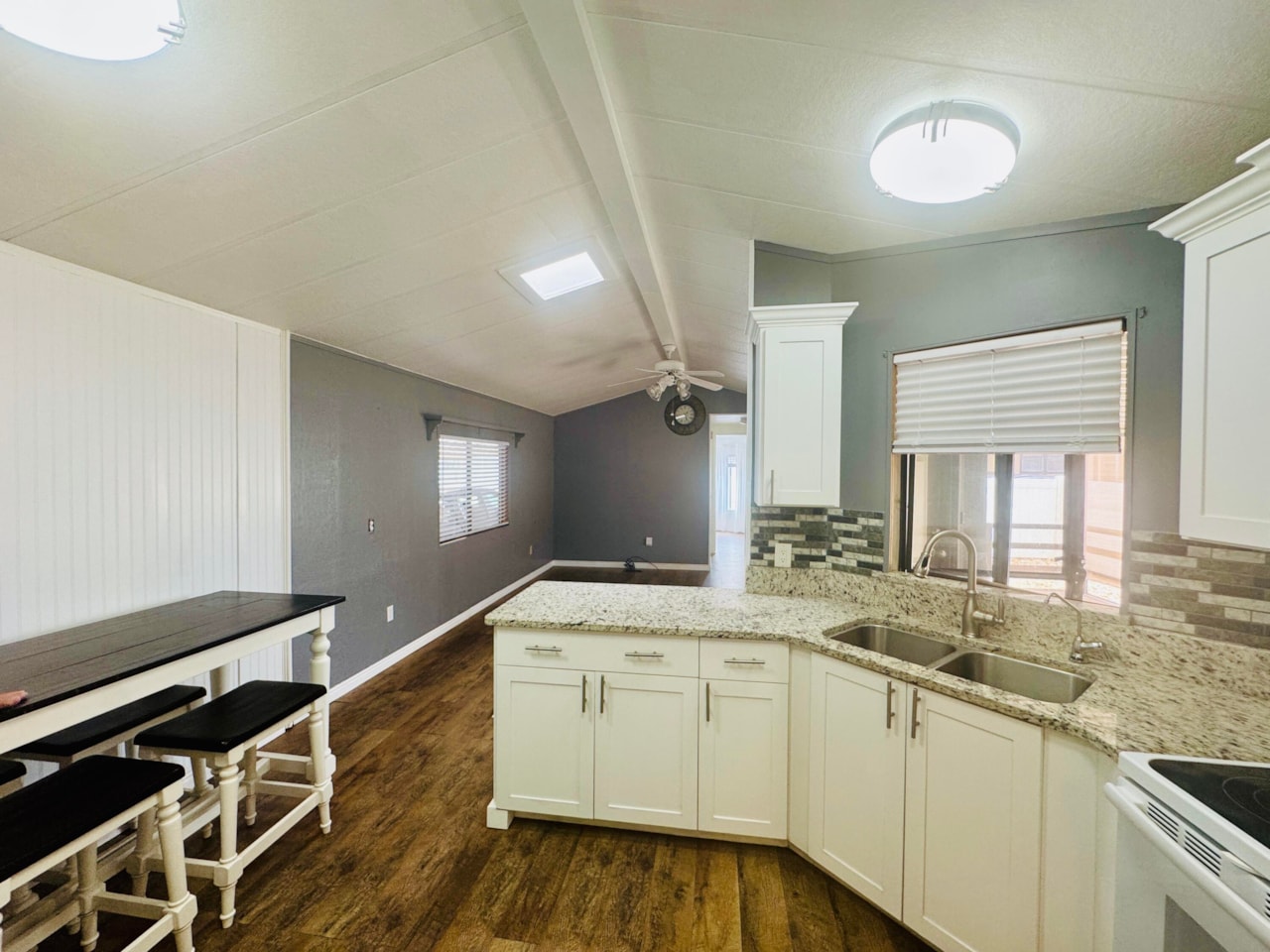 1360 N Dixie Downs RD #24 St George, UT 84770 home for sale, MLS#25-263796 - Erika Rogers Photo 6