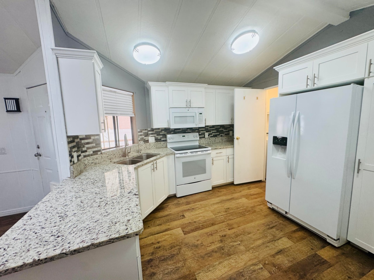 1360 N Dixie Downs RD #24 St George, UT 84770 home for sale, MLS#25-263796 - Erika Rogers Photo 8