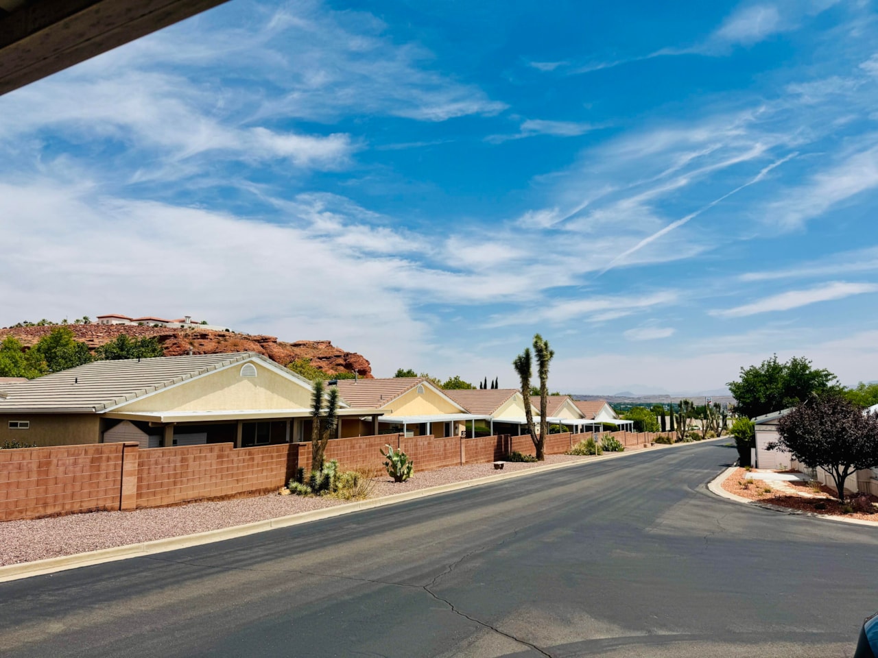 1150 W Red Hills Parkway #122 Washington, UT 84780 home for sale, MLS#25-263798 - Erika Rogers Photo 30