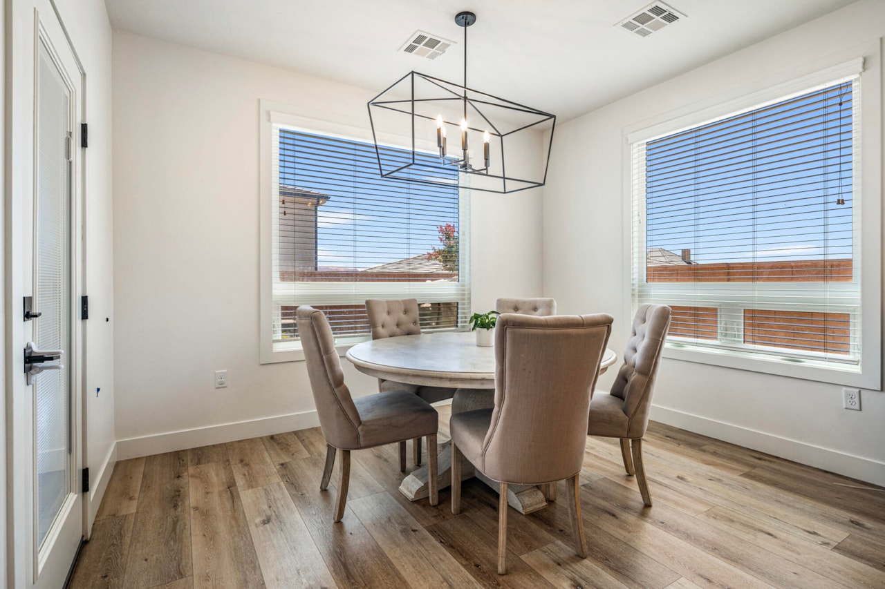 1051 S High Mesa CIR St George, UT 84790 home for sale, MLS#25-263449 - Erika Rogers Photo 10