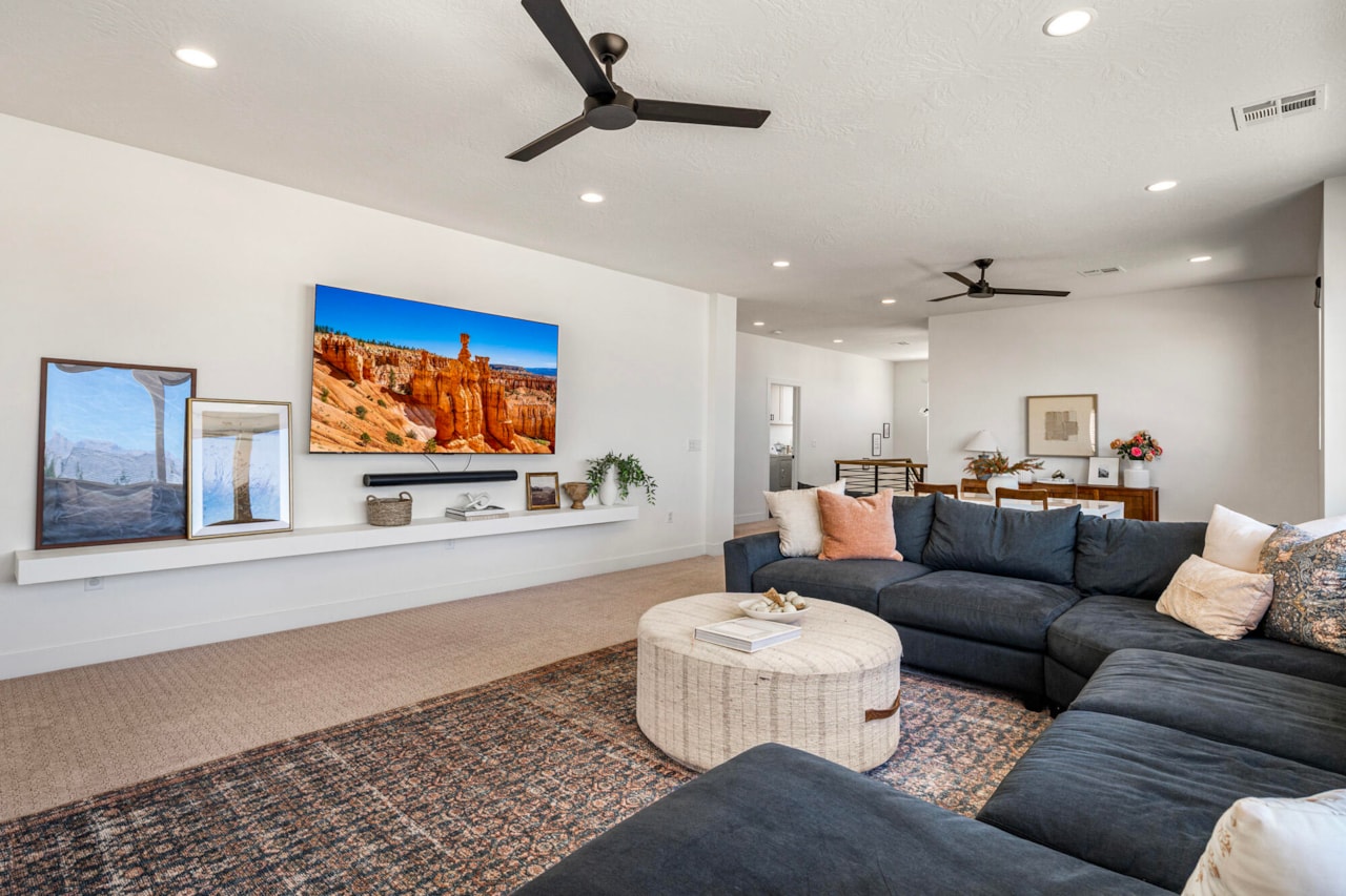 1051 S High Mesa CIR St George, UT 84790 home for sale, MLS#25-263449 - Erika Rogers Photo 19