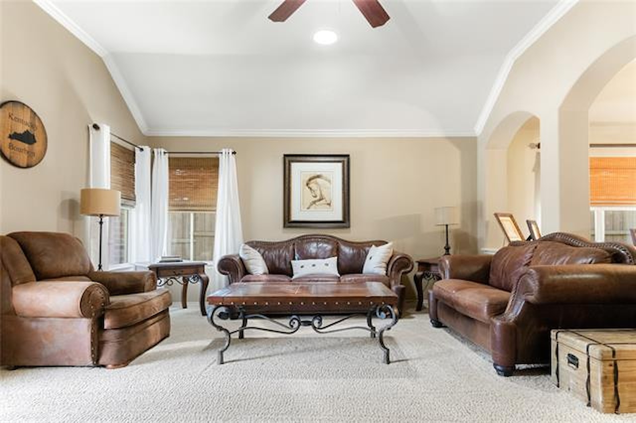 Greysq.com | Premier Real Estate Brokerage for Exceptional Properties Photo 6