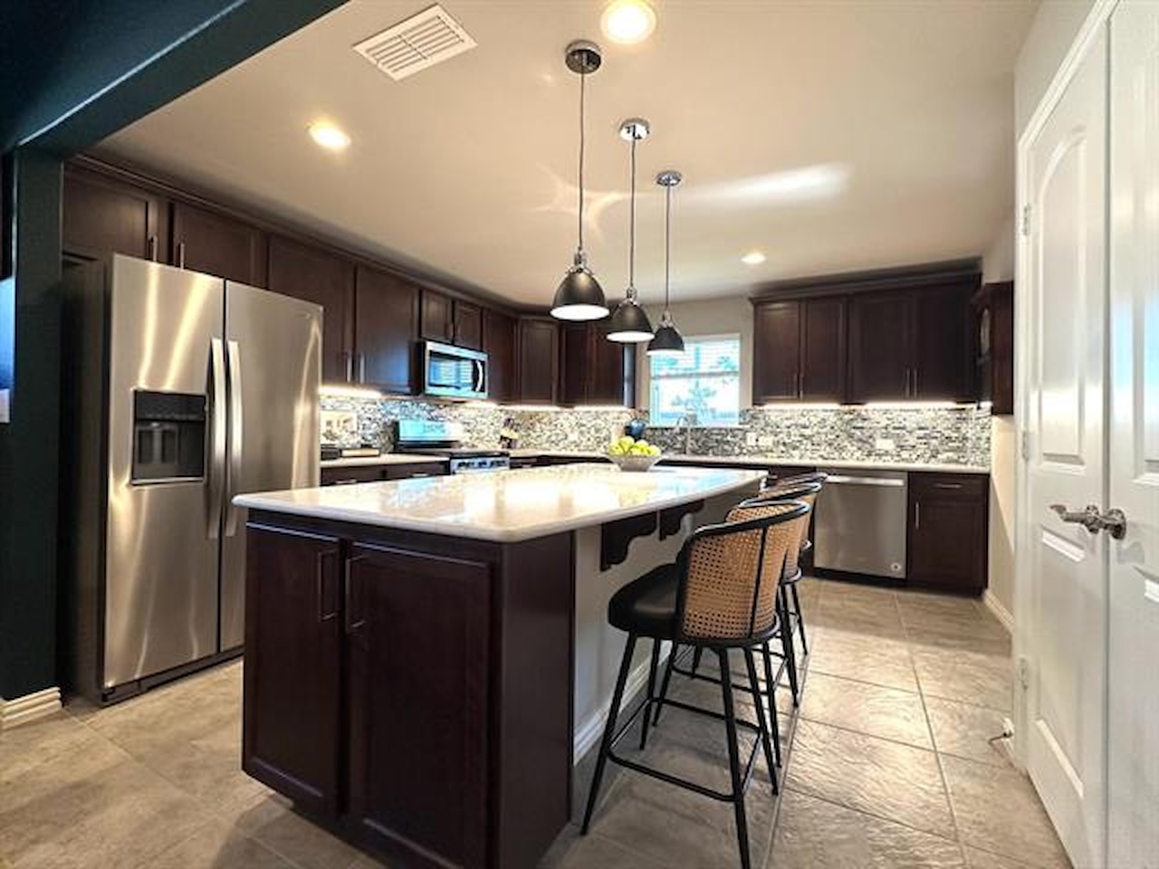 Greysq.com | Premier Real Estate Brokerage for Exceptional Properties Photo 3