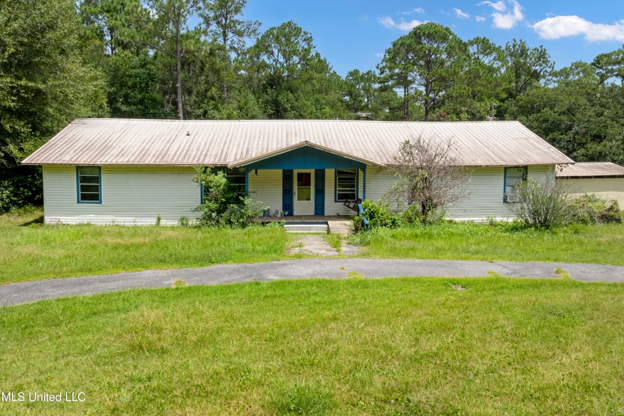 8236 Stonehaven Dr Vancleave, MS 39565 | MLS 4121764