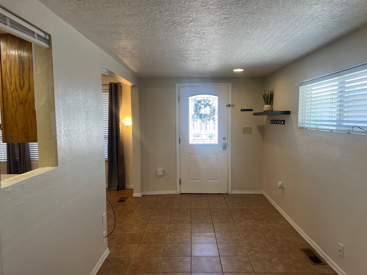 1150 W Red Hills Parkway #141 Washington, UT 84780 home for sale, MLS#25-257661 - Erika Rogers Photo 3