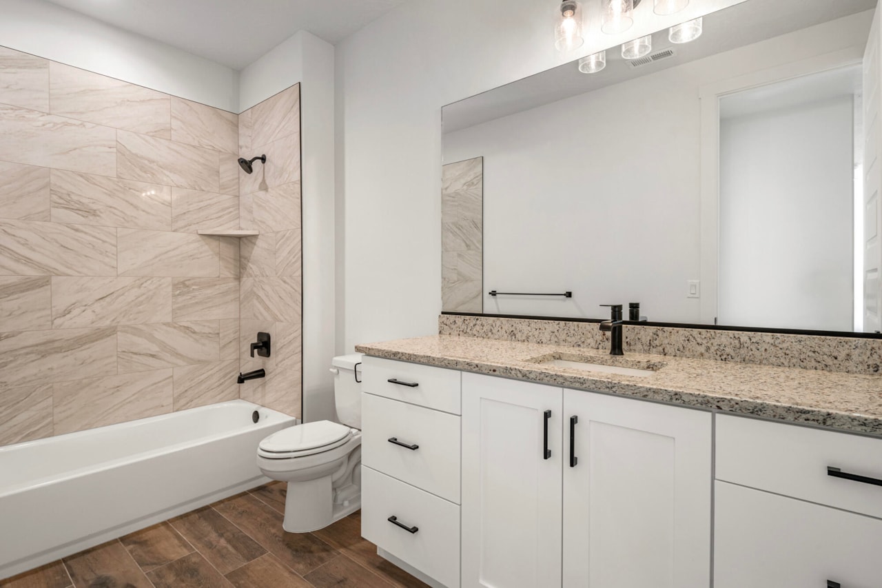 949 S Quick Draw DR Washington, UT 84780 home for sale, MLS#25-263856 - Erika Rogers Photo 14