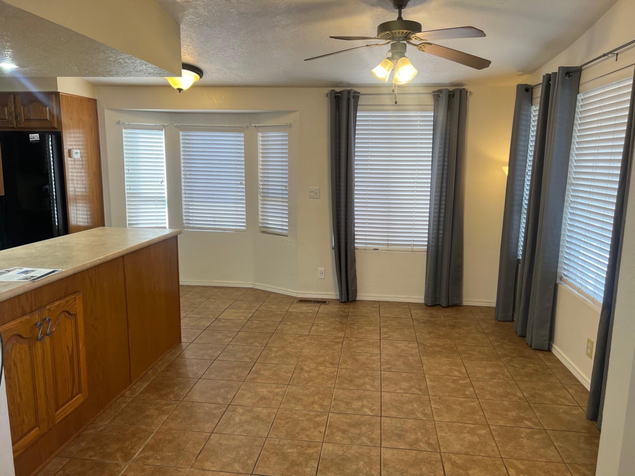 1150 W Red Hills Parkway #141 Washington, UT 84780 home for sale, MLS#25-257661 - Erika Rogers Photo 6