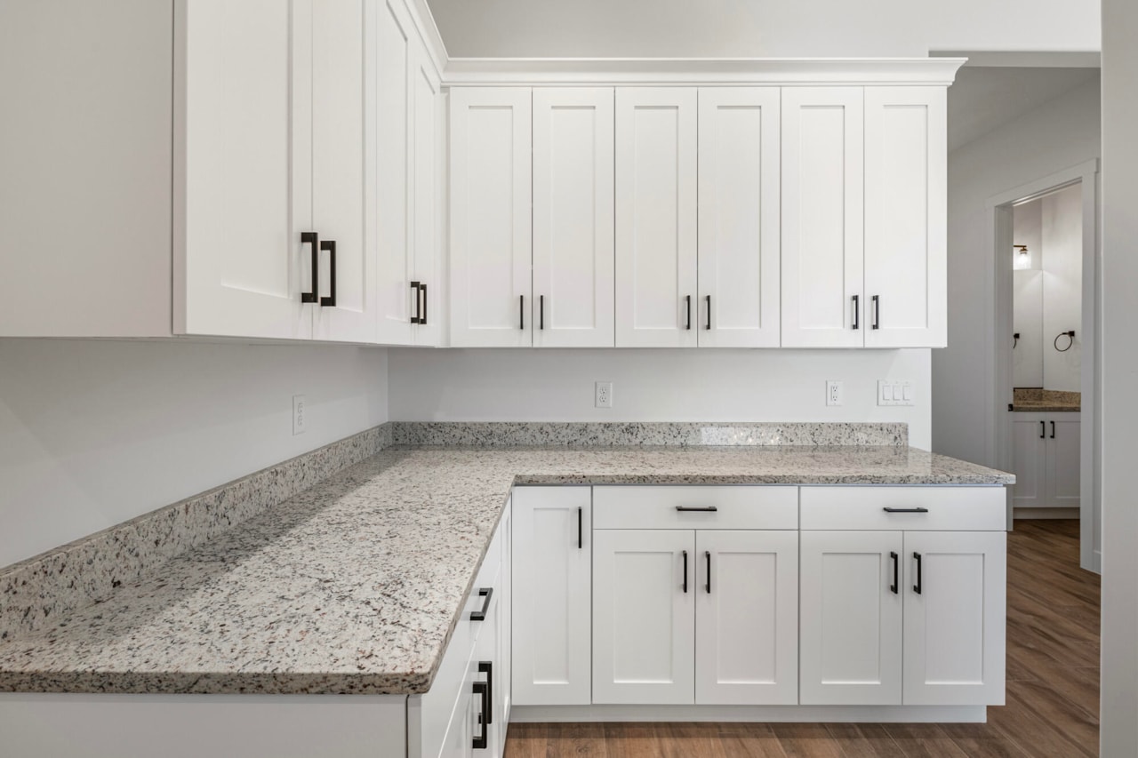 949 S Quick Draw DR Washington, UT 84780 home for sale, MLS#25-263856 - Erika Rogers Photo 12