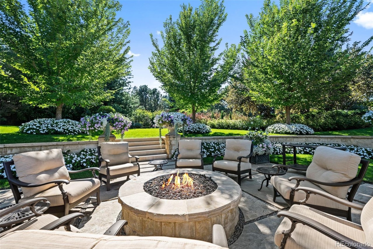 18 Cherry Hills Park Dr Cherry Hills Park Tucked within the guarded and gated Cherry Hills Park community, this 5-bedroom, 8-bath estate... Cherry Hills Village Arapahoe CO 80113 8021230 home for sale $16,595,000 8021230 Photo 28