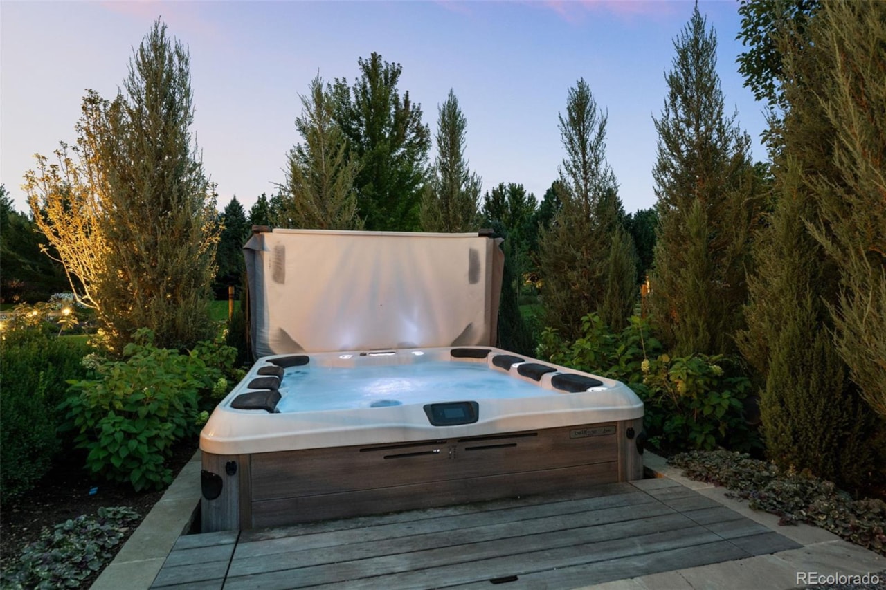 18 Cherry Hills Park Dr Cherry Hills Park Tucked within the guarded and gated Cherry Hills Park community, this 5-bedroom, 8-bath estate... Cherry Hills Village Arapahoe CO 80113 8021230 home for sale $16,595,000 8021230 Photo 29