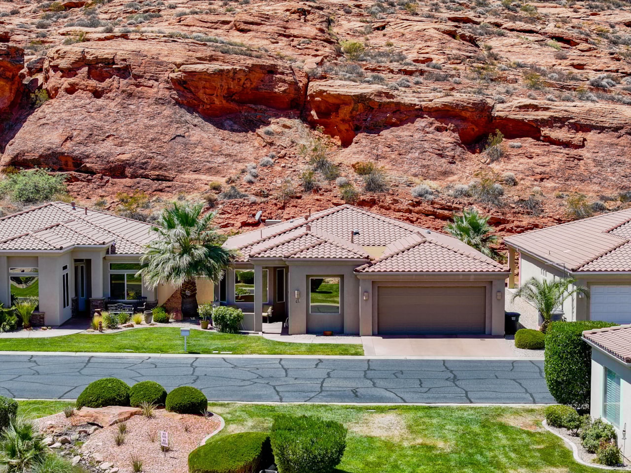 61 Shadow Ridge DR Washington, UT 84780 home for sale, MLS#25-263989 - Erika Rogers Photo 36