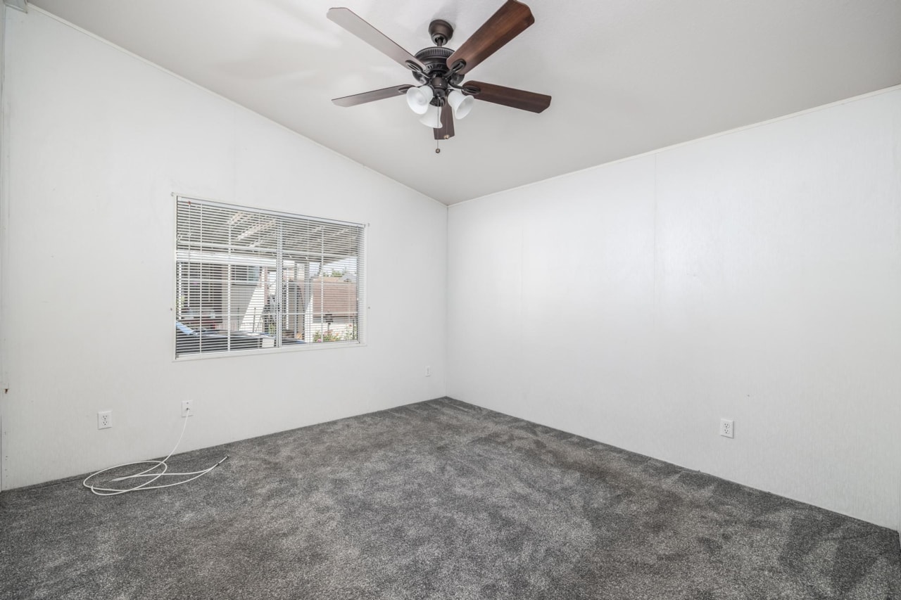 1360 N Dixie Downs RD #55 St George, UT 84770 home for sale, MLS#25-264004 - Erika Rogers Photo 11