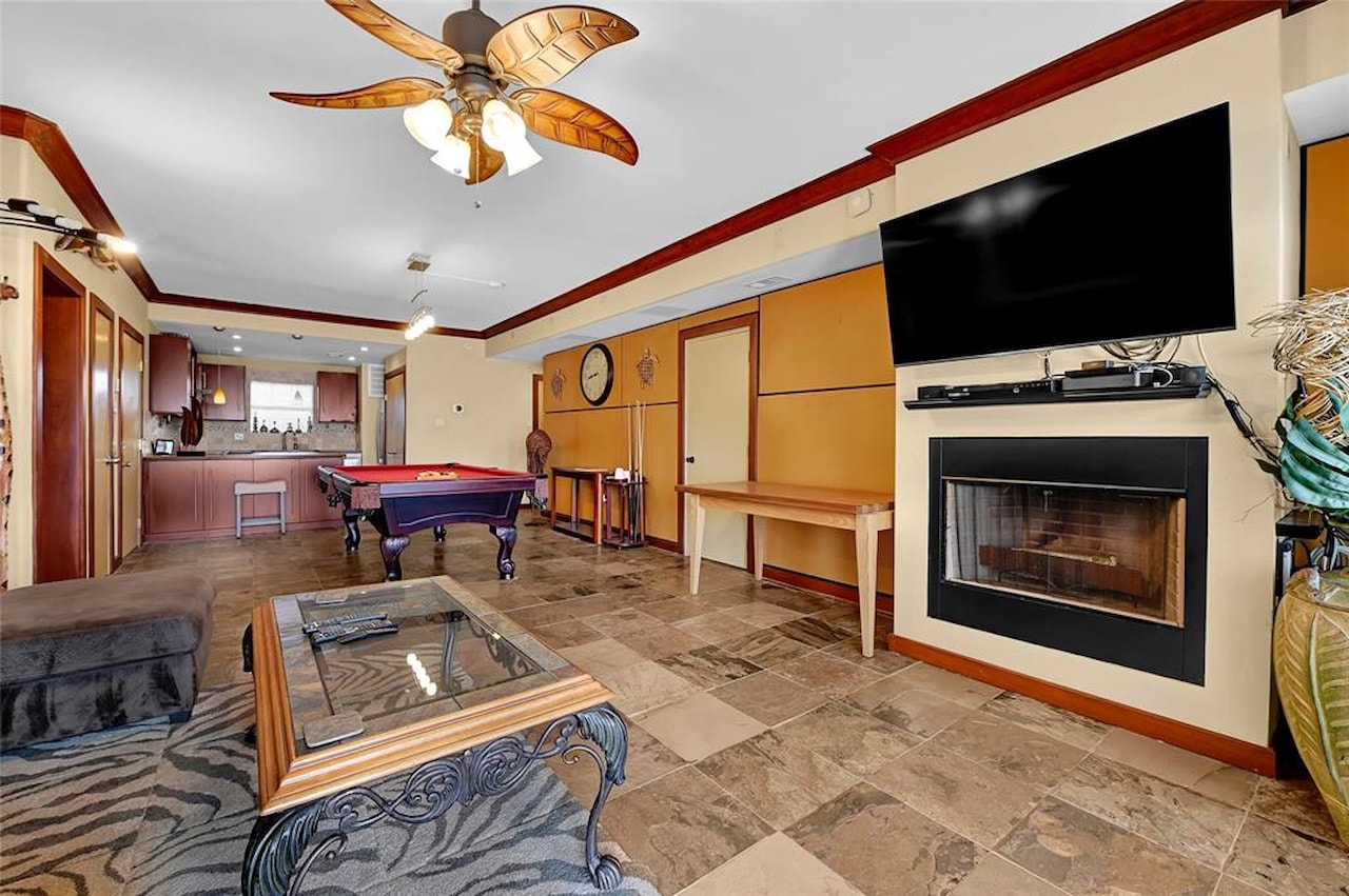 4747 Nasa Parkway Seabrook, TX 77586 in Mariner Village