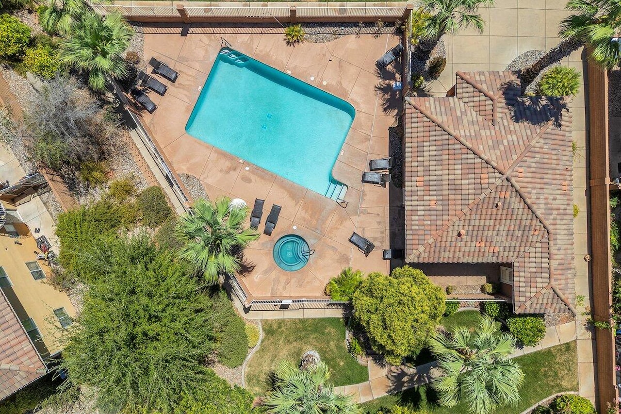 700 N Main ST #L6 Washington, UT 84780 condo for sale, MLS#25-264052 - Erika Rogers Photo 18