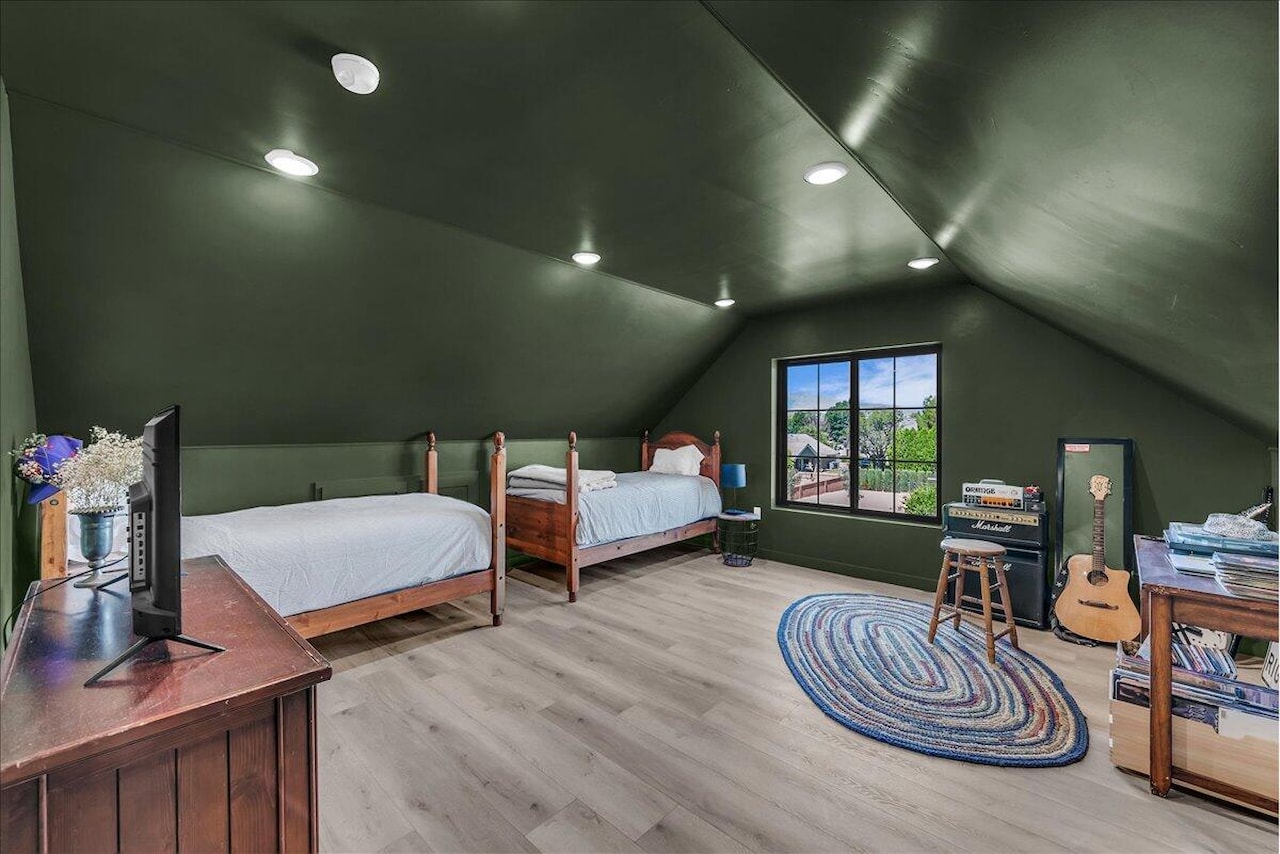 2447 Arrowhead Trl Santa Clara, UT 84765 home for sale, MLS#25-264042 - Erika Rogers Photo 14