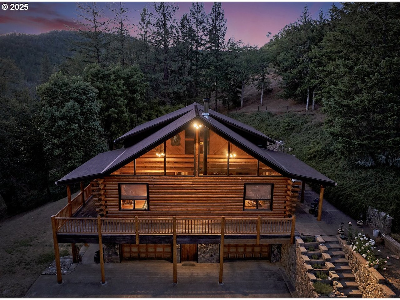 5361 Hwy 238 HWY Jacksonville, OR 97530 | MLS® 566298699