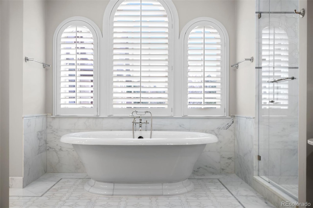 18 Cherry Hills Park Dr Cherry Hills Park Tucked within the guarded and gated Cherry Hills Park community, this 5-bedroom, 8-bath estate... Cherry Hills Village Arapahoe CO 80113 8021230 home for sale $16,595,000 8021230 Photo 17