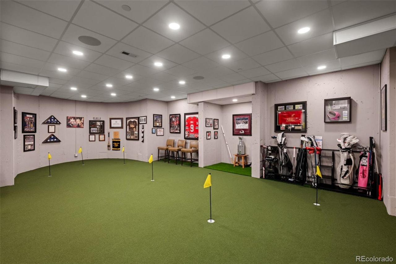 18 Cherry Hills Park Dr Cherry Hills Park Tucked within the guarded and gated Cherry Hills Park community, this 5-bedroom, 8-bath estate... Cherry Hills Village Arapahoe CO 80113 8021230 home for sale $16,595,000 8021230 Photo 21