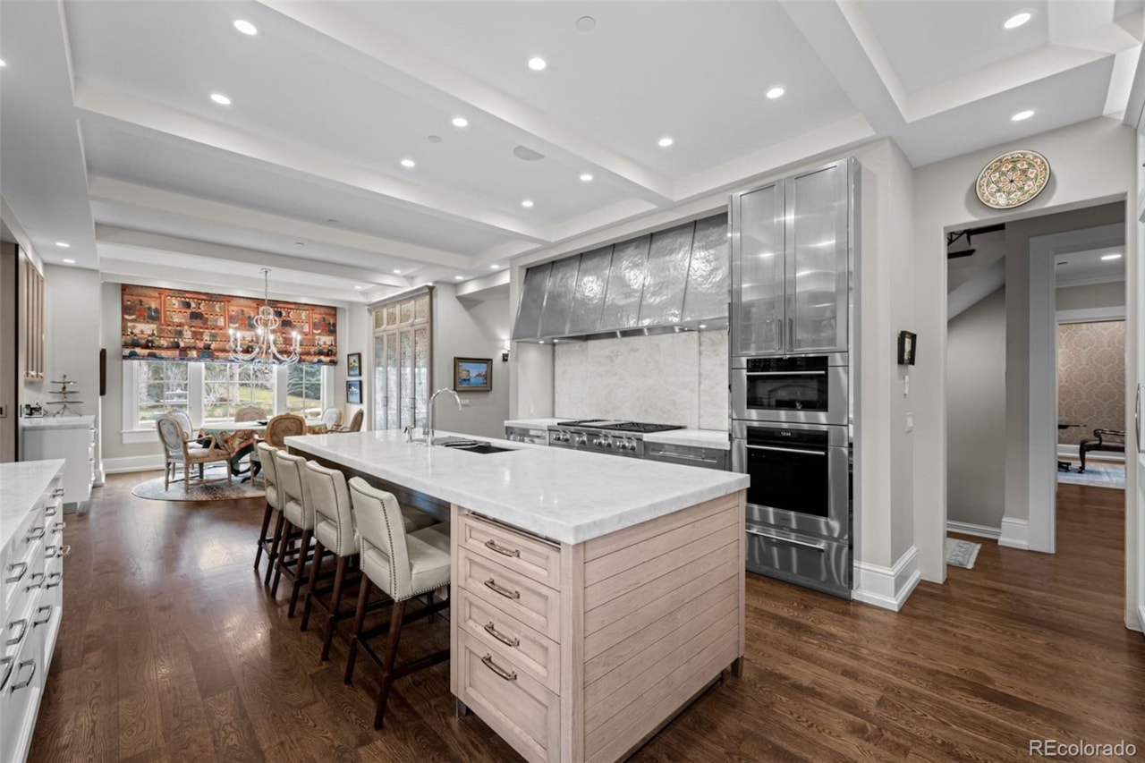 18 Cherry Hills Park Dr Cherry Hills Park Tucked within the guarded and gated Cherry Hills Park community, this 5-bedroom, 8-bath estate... Cherry Hills Village Arapahoe CO 80113 8021230 home for sale $16,595,000 8021230 Photo 10