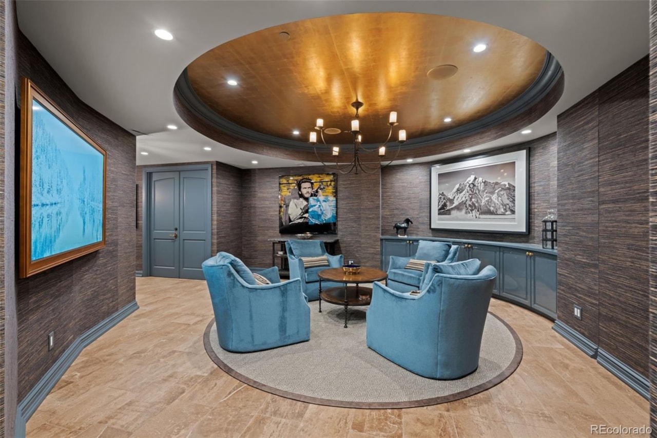 18 Cherry Hills Park Dr Cherry Hills Park Tucked within the guarded and gated Cherry Hills Park community, this 5-bedroom, 8-bath estate... Cherry Hills Village Arapahoe CO 80113 8021230 home for sale $16,595,000 8021230 Photo 12