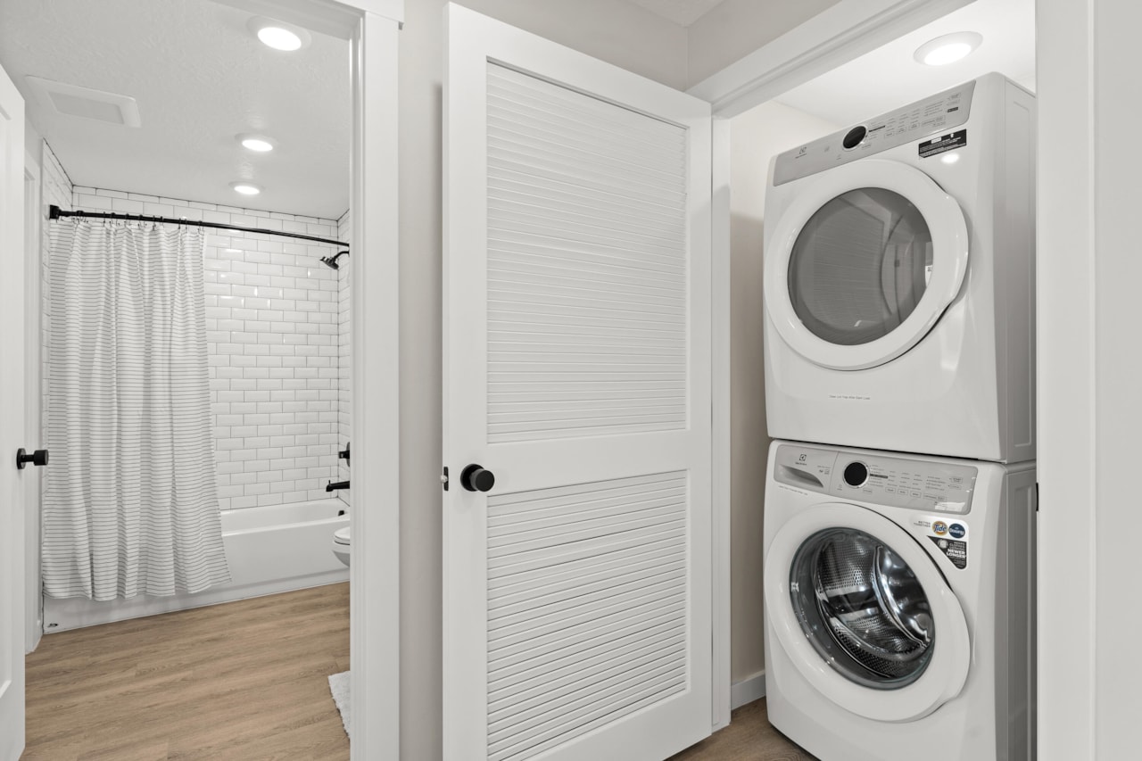 961 W Akoya Pearl ST #202 St George, UT 84790 condo for sale, MLS#25-264105 - Erika Rogers Photo 18