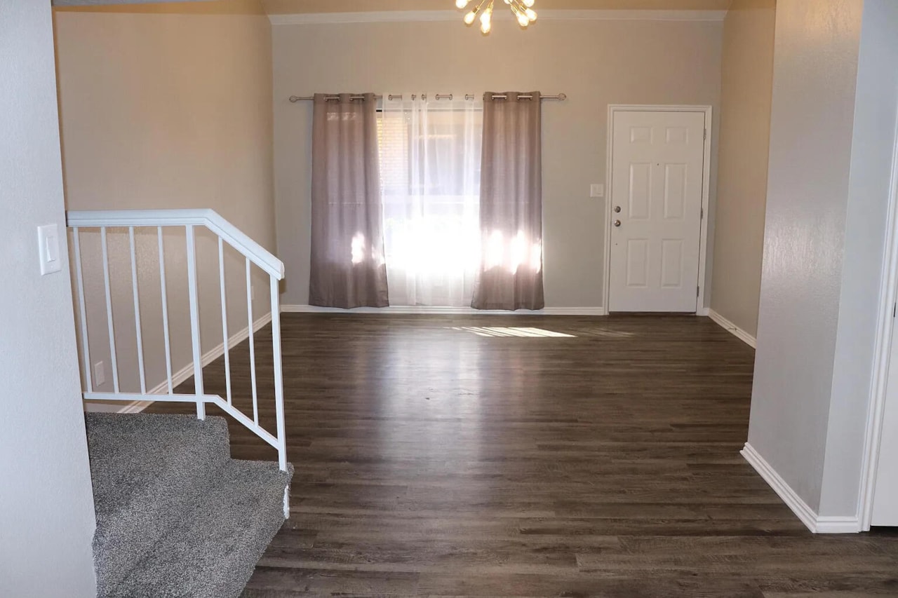 777 S 400  E #45 St George, UT 84770 home for sale, MLS#25-264190 - Erika Rogers Photo 4