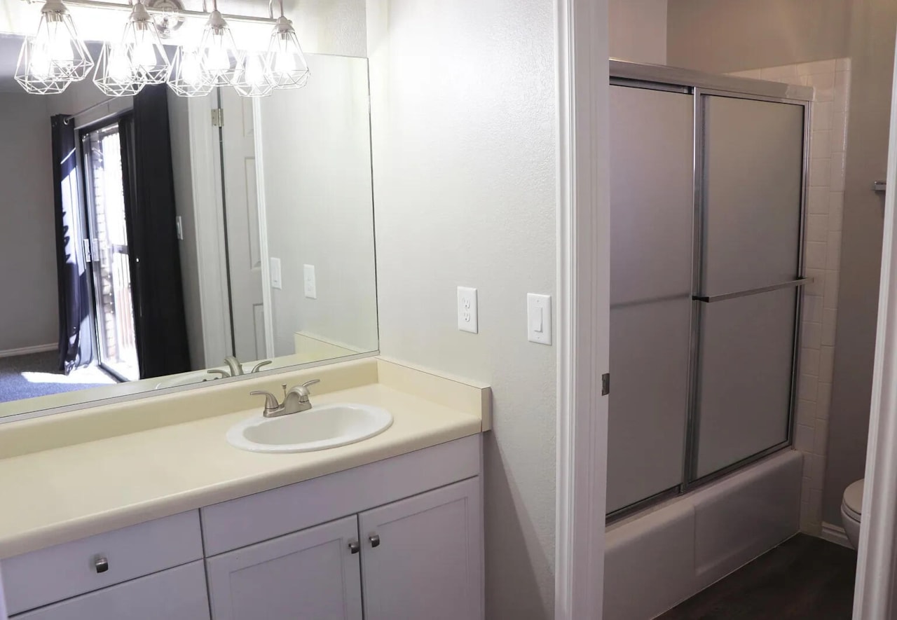 777 S 400  E #45 St George, UT 84770 home for sale, MLS#25-264190 - Erika Rogers Photo 8