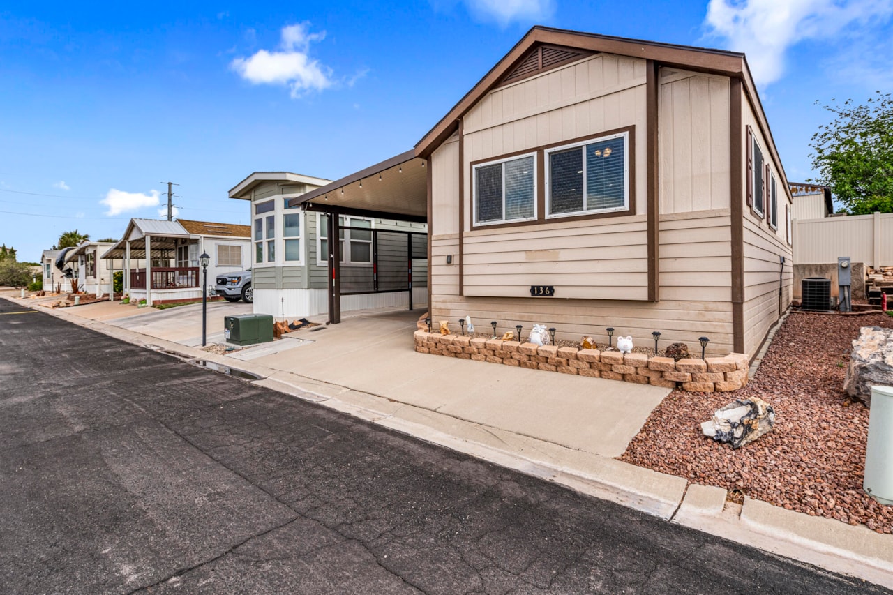 448 E Telegraph ST E #136 Washington, UT 84780 home for sale, MLS#25-260717 - Erika Rogers Photo 10