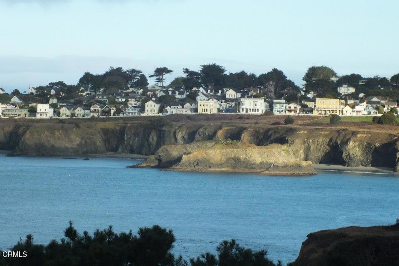 44821 Baywood Dr Mendocino, CA 95460 | MLS C1-10893