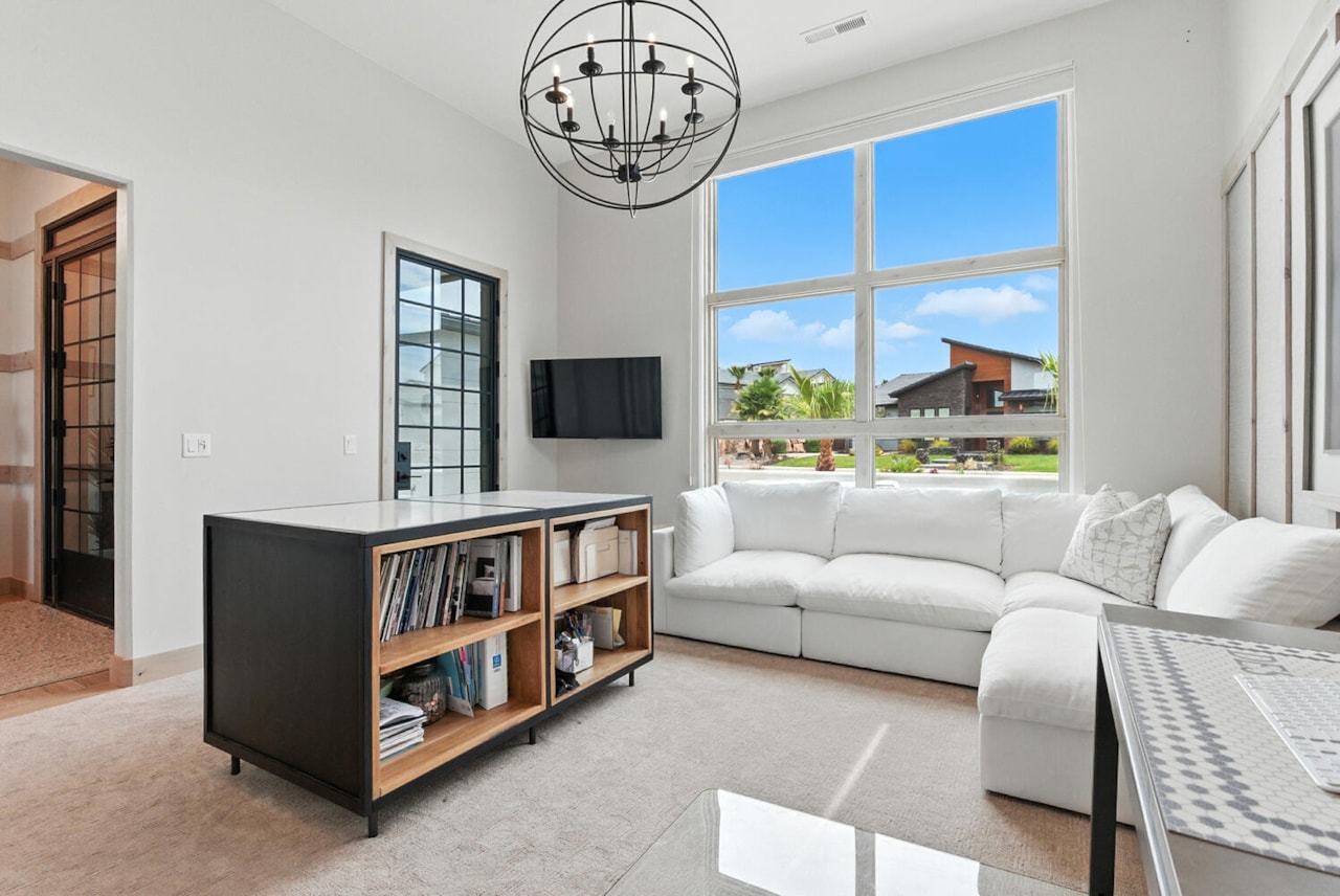 951 N Grand Heights St George, UT 84790 home for sale, MLS#25-264108 - Erika Rogers Photo 42