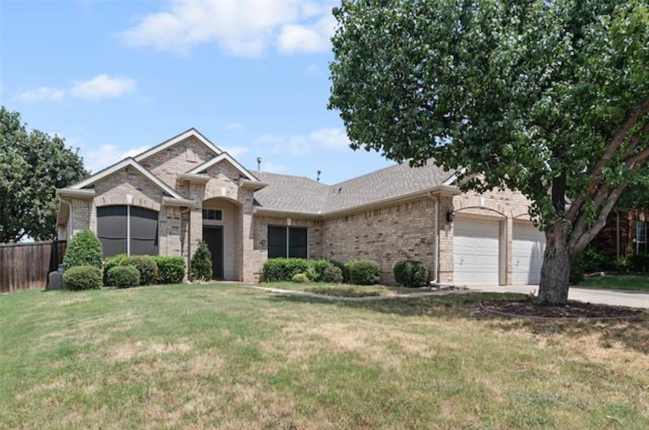 FOR SALE: 2617 Hollow Ridge Drive, Denton, in Sundown Ranch Ph 2