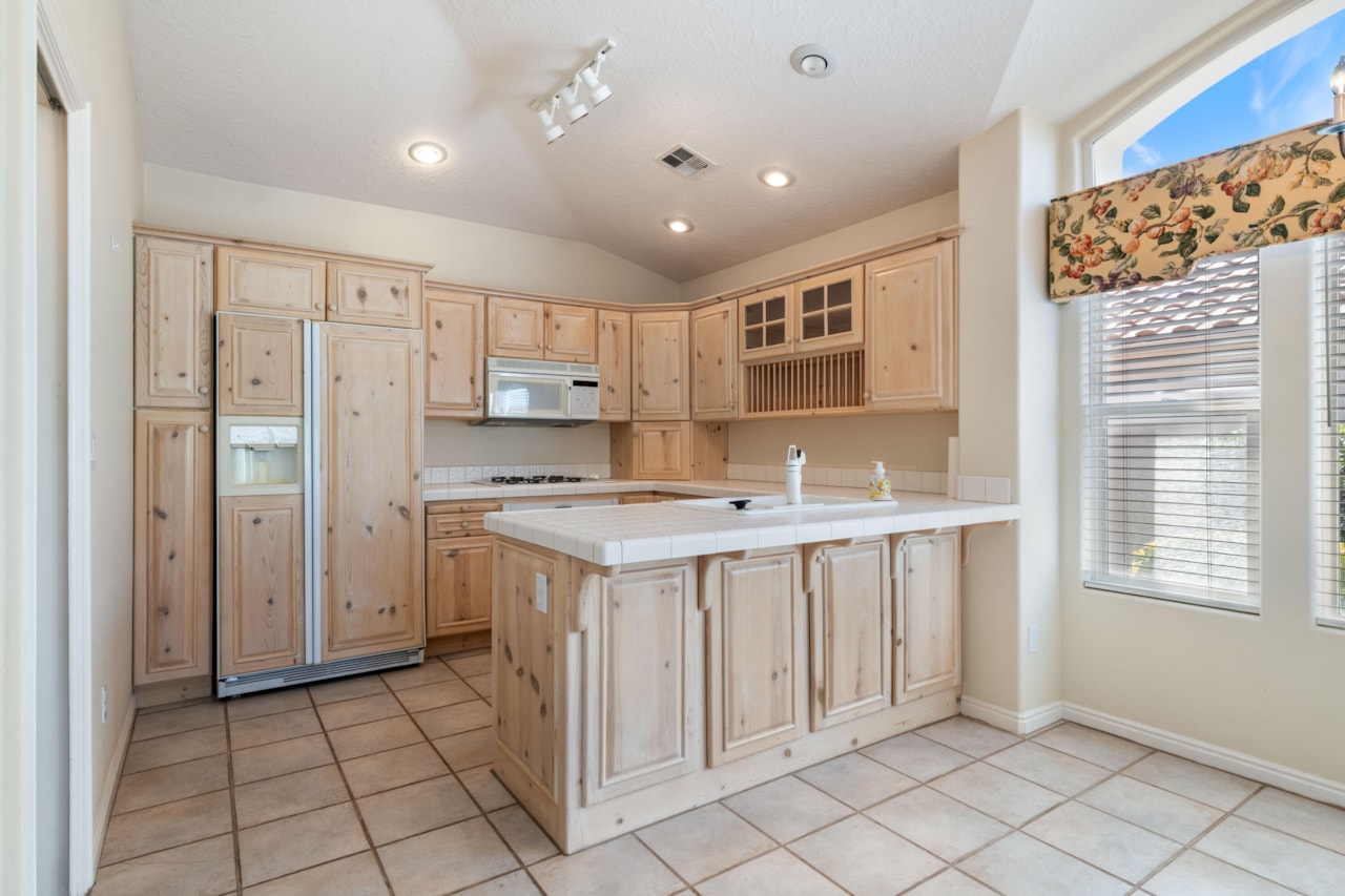 356 N Cactus LN #Unit 10 Washington, UT 84780 home for sale, MLS#25-264254 - Erika Rogers Photo 15