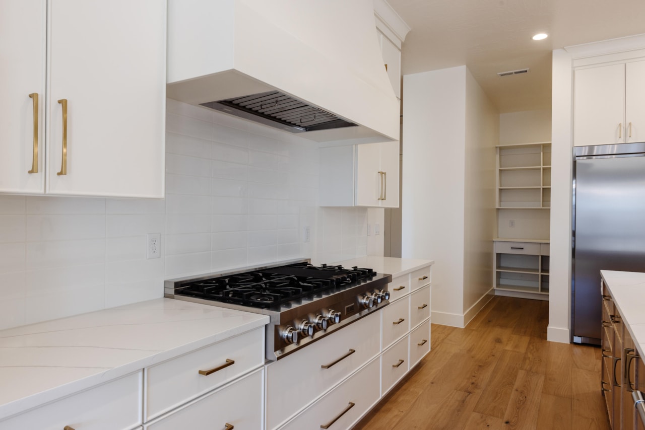 714 Chloe LN Washington, UT 84780 home for sale, MLS#25-258470 - Erika Rogers Photo 22