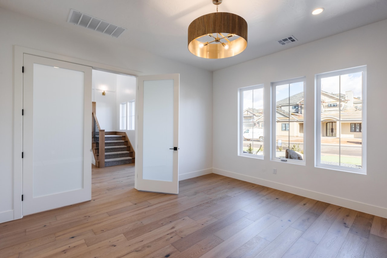 714 Chloe LN Washington, UT 84780 home for sale, MLS#25-258470 - Erika Rogers Photo 43