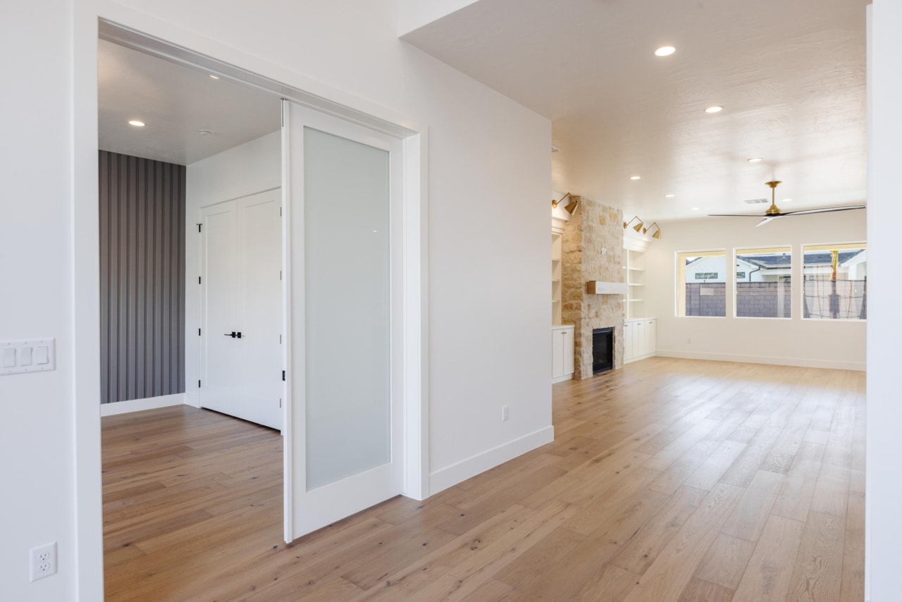 714 Chloe LN Washington, UT 84780 home for sale, MLS#25-258470 - Erika Rogers Photo 47