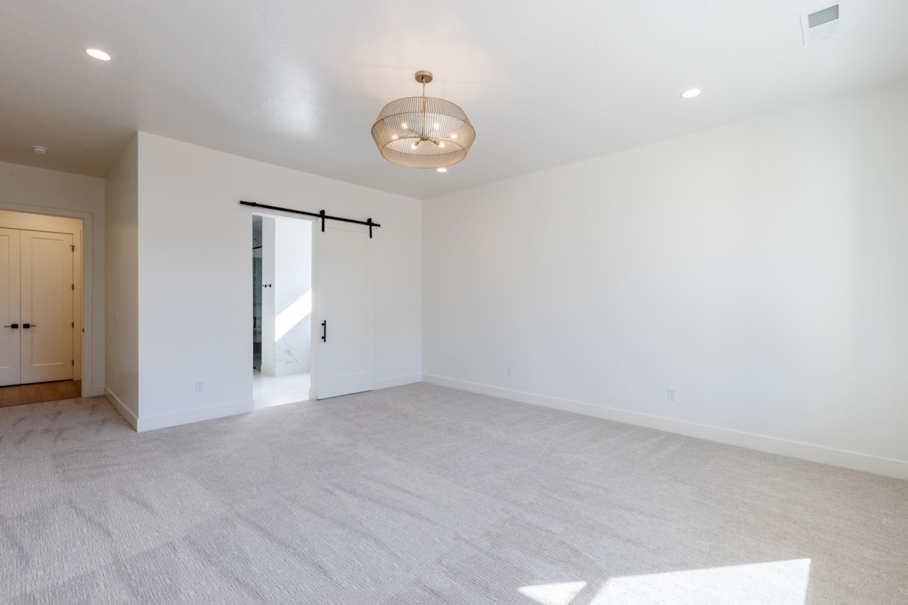 714 Chloe LN Washington, UT 84780 home for sale, MLS#25-258470 - Erika Rogers Photo 26